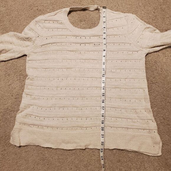 Nic+Zoe Fringe Cuff Top Size Medium - Picture 9 of 10